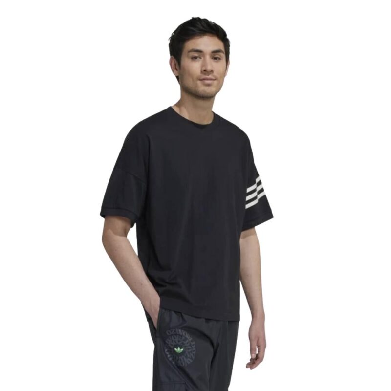 Adidas Adicolor Neuclassics Tee - Black