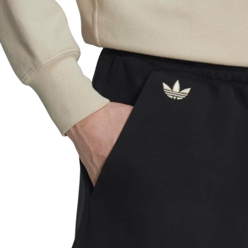 Adidas Adicolor Neuclassics Shorts - Black